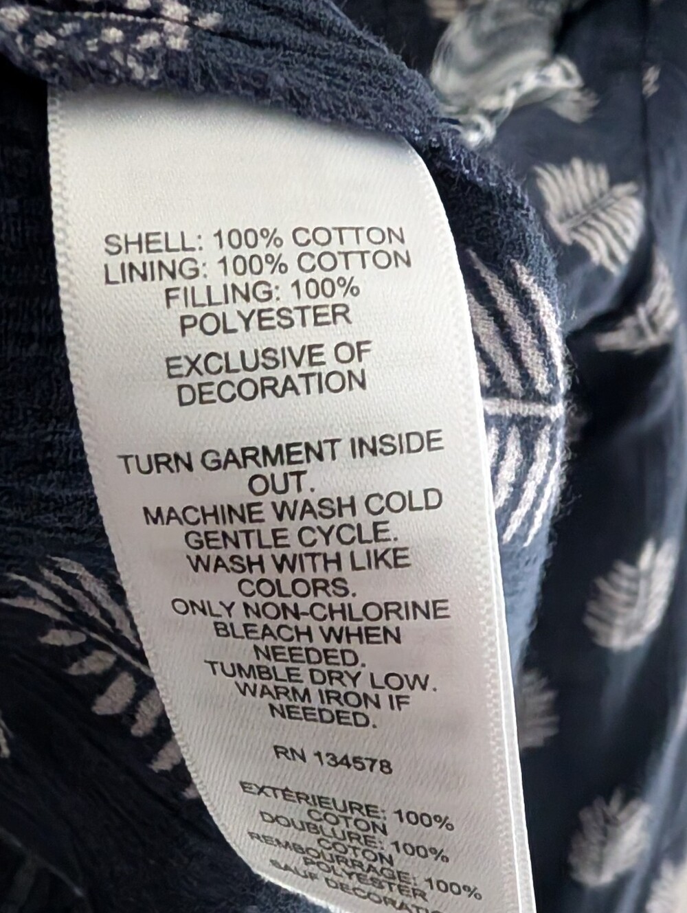 Vineyard Vines Fleur de Leaf Quilted Top - Picture 7 of 8